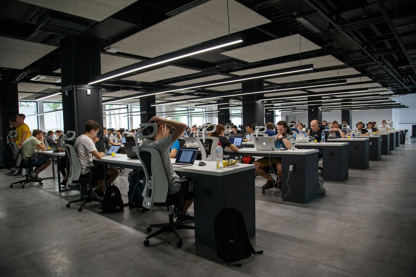 5 acuerdos laborales que cambiarán el empleo en grandes superficies en 2026
